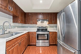 2005 SE 10th Ave in Fort Lauderdale, FL - Building Photo - Building Photo