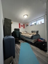 18 Linden Ave in Toronto, ON - Building Photo - Building Photo