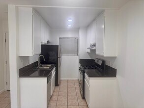 Clark Drive Apartments in Los Angeles, CA - Building Photo - Building Photo