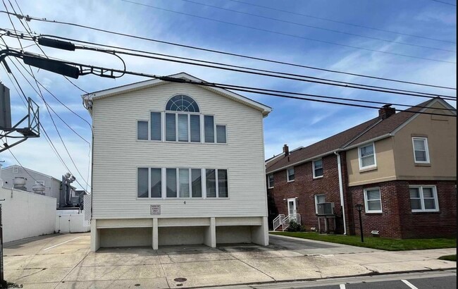 property at 6 N Adams Ave