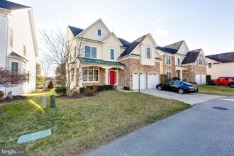 8510 Autumn Grain Gate in Laurel, MD - Building Photo - Building Photo