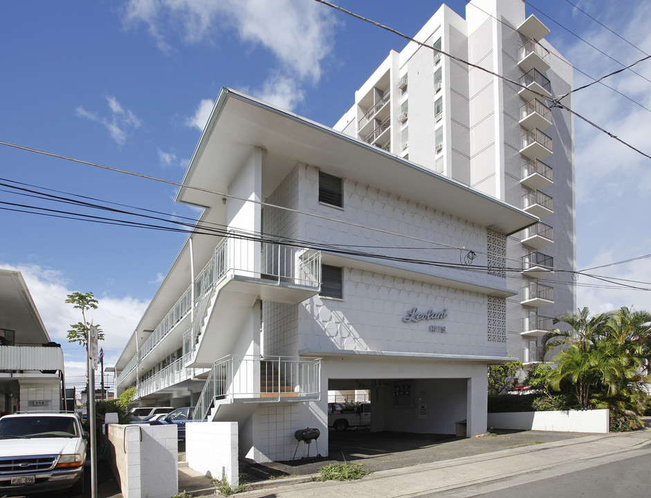 715 Piikoi St in Honolulu, HI - Building Photo