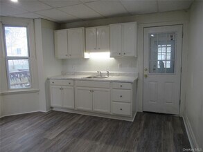 77 Franklin St in Port Jervis, NY - Building Photo - Building Photo
