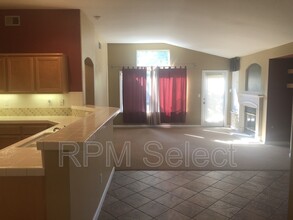 230 Regency Park Cir in Sacramento, CA - Building Photo - Building Photo