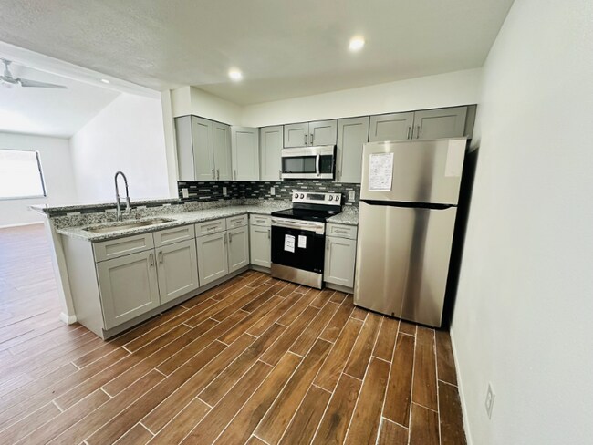 property at 3136 Harmon Ln