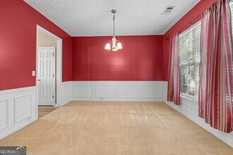 6225 Shenfield Ln in Union City, GA - Building Photo - Building Photo