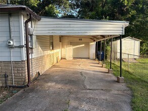 5717 Eunice St in Texas City, TX - Foto de edificio - Building Photo