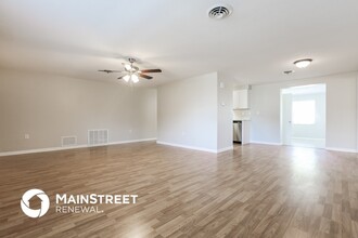 3433 Roslyn Rd in Venice, FL - Building Photo - Building Photo