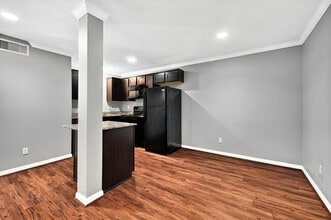 835 Heights in Houston, TX - Foto de edificio - Interior Photo