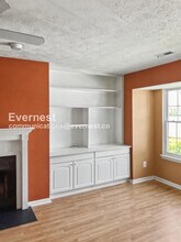 1648 Skiffes Creek Cir in Williamsburg, VA - Foto de edificio - Building Photo