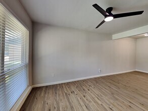 12504 Shorecrest Ln in Balch Springs, TX - Building Photo - Building Photo