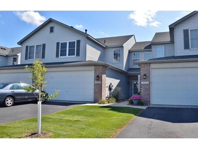 property at 16929 39th Ave N