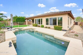 1735 W Aloe Vera Dr in Phoenix, AZ - Building Photo - Building Photo