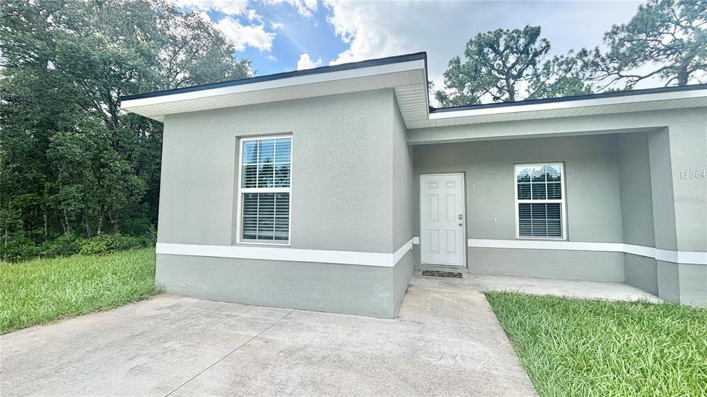 13664 SW 61st Ct in Ocala, FL - Foto de edificio