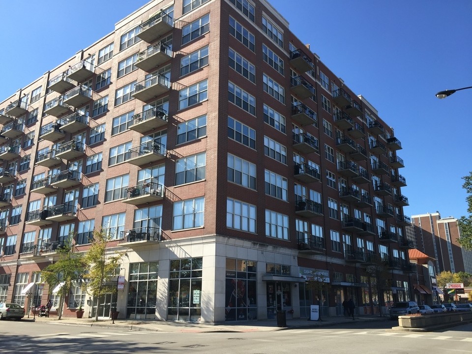 SkyTech Lofts in Chicago, IL - Building Photo