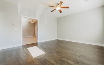 123 Rosewood Hills Drive in Columbia, SC - Building Photo - Building Photo