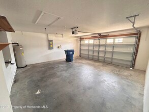 10487 Blythville Rd in Spring Hill, FL - Building Photo - Building Photo