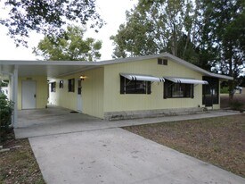 9075 SW 102nd Pl in Ocala, FL - Building Photo