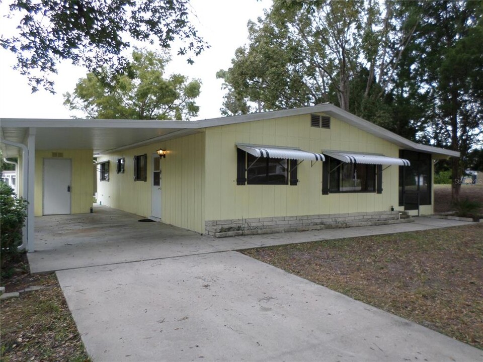 9075 SW 102nd Pl in Ocala, FL - Building Photo