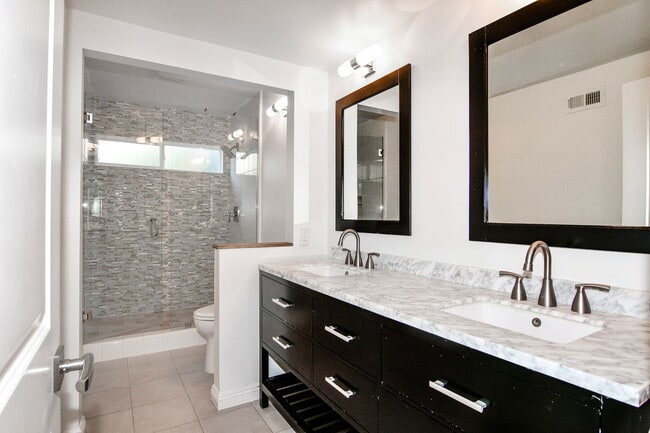 property at 7 Sandbar Dr