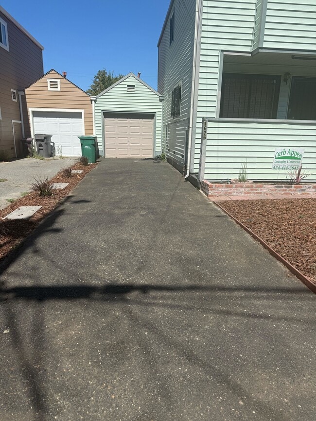 property at 1676 15th St