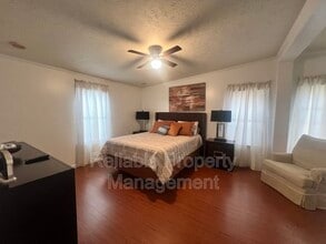 4321 On Track Rd in Raleigh, NC - Building Photo - Building Photo