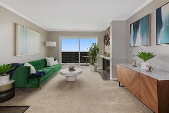 OceanAire Apartment Homes in Pacifica, CA - Foto de edificio - Building Photo