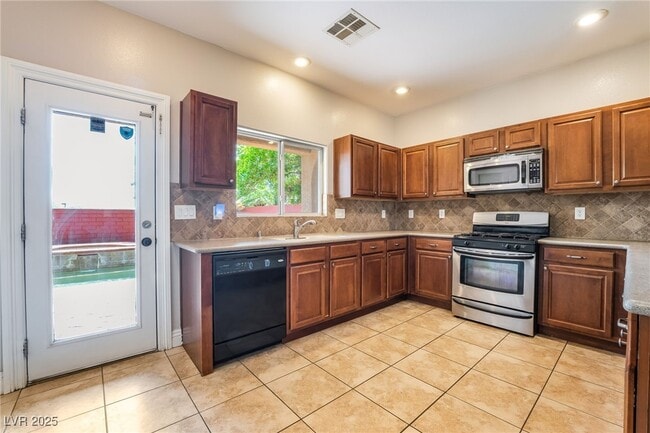9372 Glendora Valley St in Las Vegas, NV - Building Photo - Building Photo