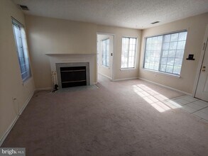 2506 Airy Hill Cir-Unit -6-B in Crofton, MD - Building Photo - Building Photo