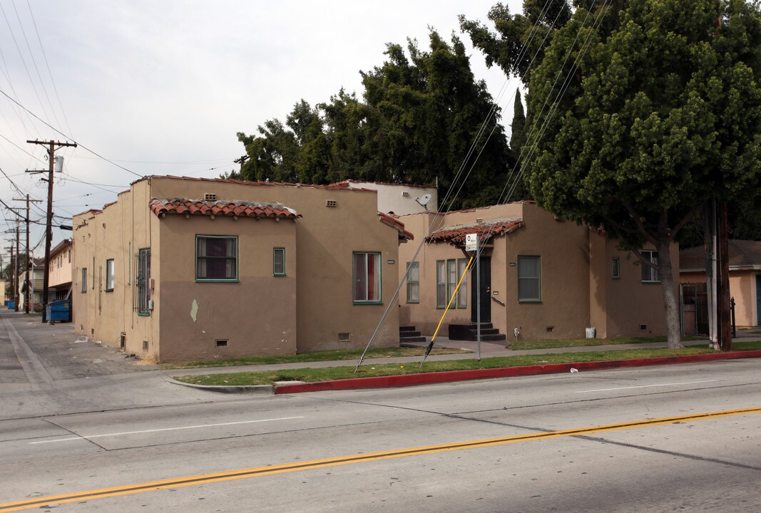 6333-6335 State St in Huntington Park, CA - Building Photo