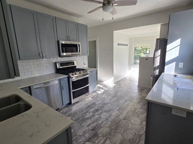 3011 17th Ave S in Minneapolis, MN - Building Photo