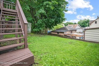 2215 Capouse Ave in Scranton, PA - Building Photo - Building Photo