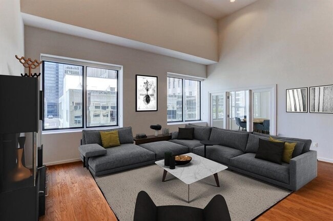 property at 914 Main St