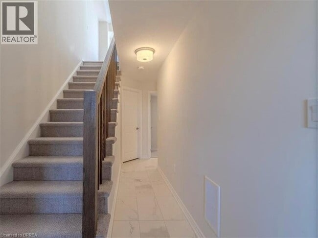 620 Colborne St W in Brantford, ON - Building Photo - Building Photo