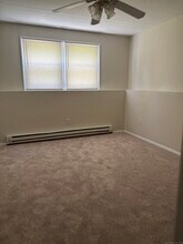 36 Elmview Cir in Waterbury, CT - Building Photo - Building Photo