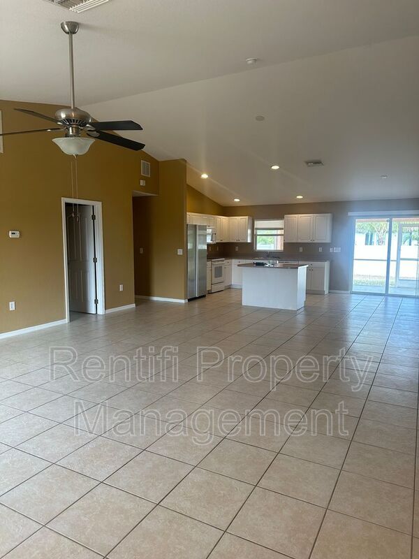 1513 NE 36th Terrace in Cape Coral, FL - Building Photo - Building Photo