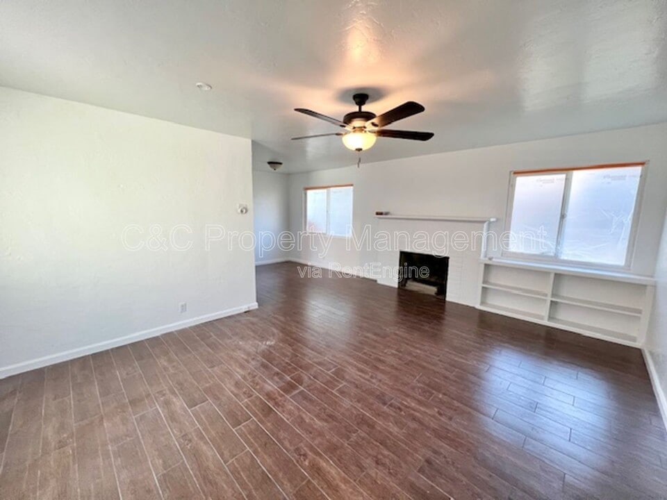 808 E Andrews Ave in Fresno, CA - Building Photo