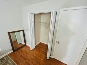 11381 Laurelwalk Dr in Laurel, MD - Foto de edificio - Building Photo