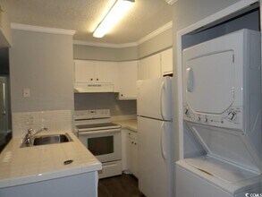 10172 Beach Dr SW in Calabash, NC - Foto de edificio - Building Photo