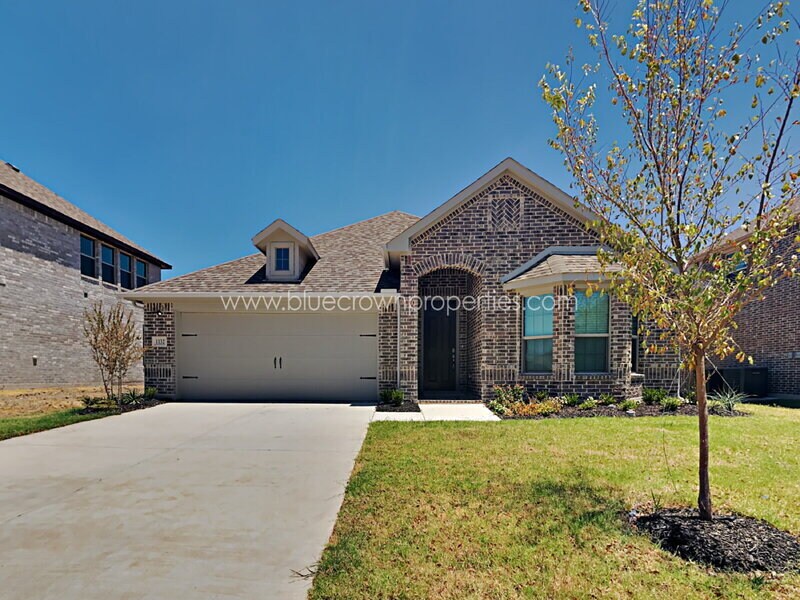 1132 Red Hawk Ln in Forney, TX - Building Photo