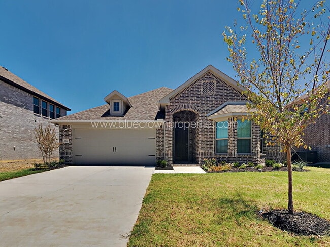 property at 1132 Red Hawk Ln
