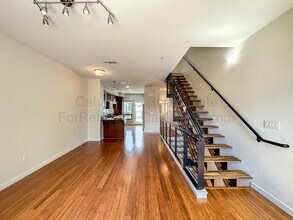 1209 Wood St in Oakland, CA - Building Photo - Building Photo