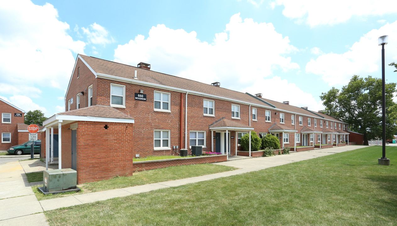 SkyView in Columbus, OH - Building Photo