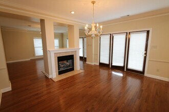 36 Forest Village Pl in Memphis, TN - Building Photo - Building Photo