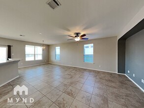 1020 Patton Path in Kyle, TX - Foto de edificio - Building Photo