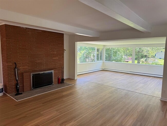 135 Worthington Rd in White Plains, NY - Building Photo - Building Photo
