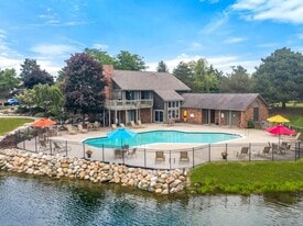 Lancaster Lakes in Clarkston, MI - Building Photo