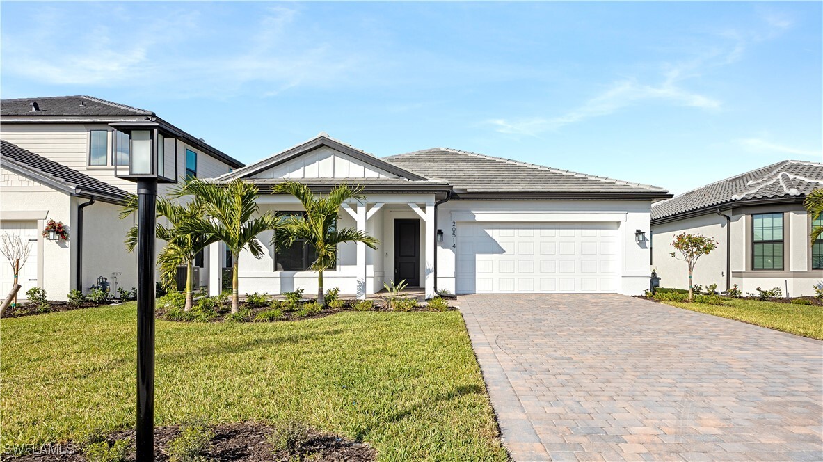 20514 Pebble Gln Dr in Estero, FL - Building Photo