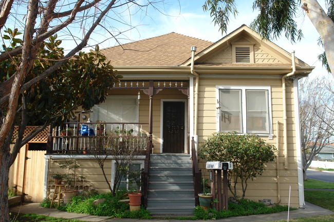 1590 Jackson St in Santa Clara, CA - Building Photo - Building Photo