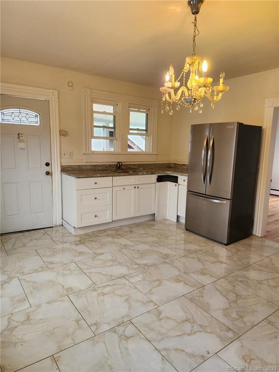 53 Cliff St in Shelton, CT - Building Photo - Building Photo